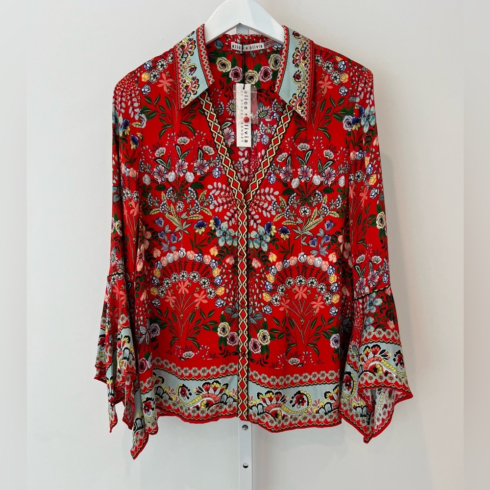 ALICE + OLIVIA RANDA RED MULTI TRUMPET SLEEVE BLOUSE SIZE L NWTS!